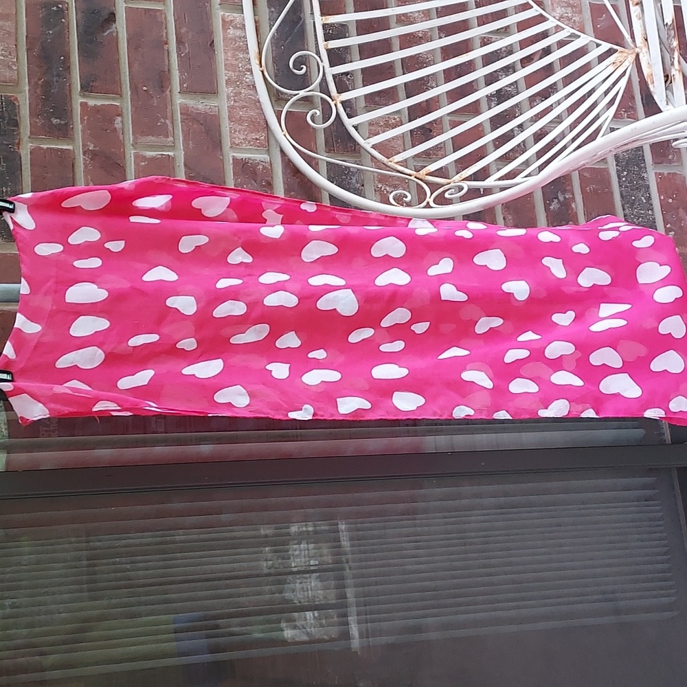Nwt Pink Loop Scarf Shite 100% Polyester